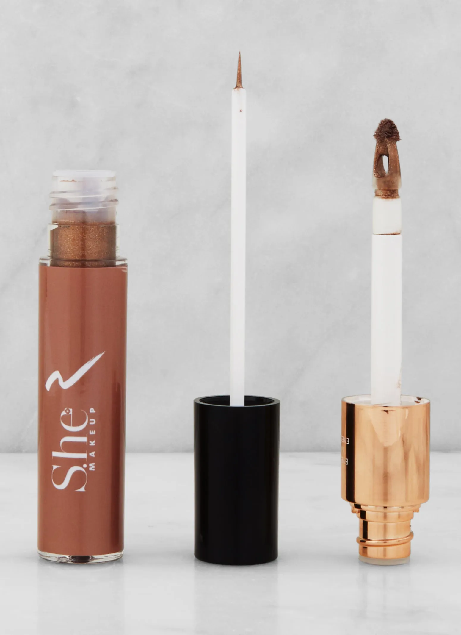 2 In 1 Eyeshadow and Liquid Eyeliner