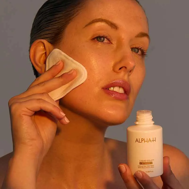 Alpha-H Liquid Gold Exfoliating Treatment with 5% Glycolic Acid and Vitamin C 100ml