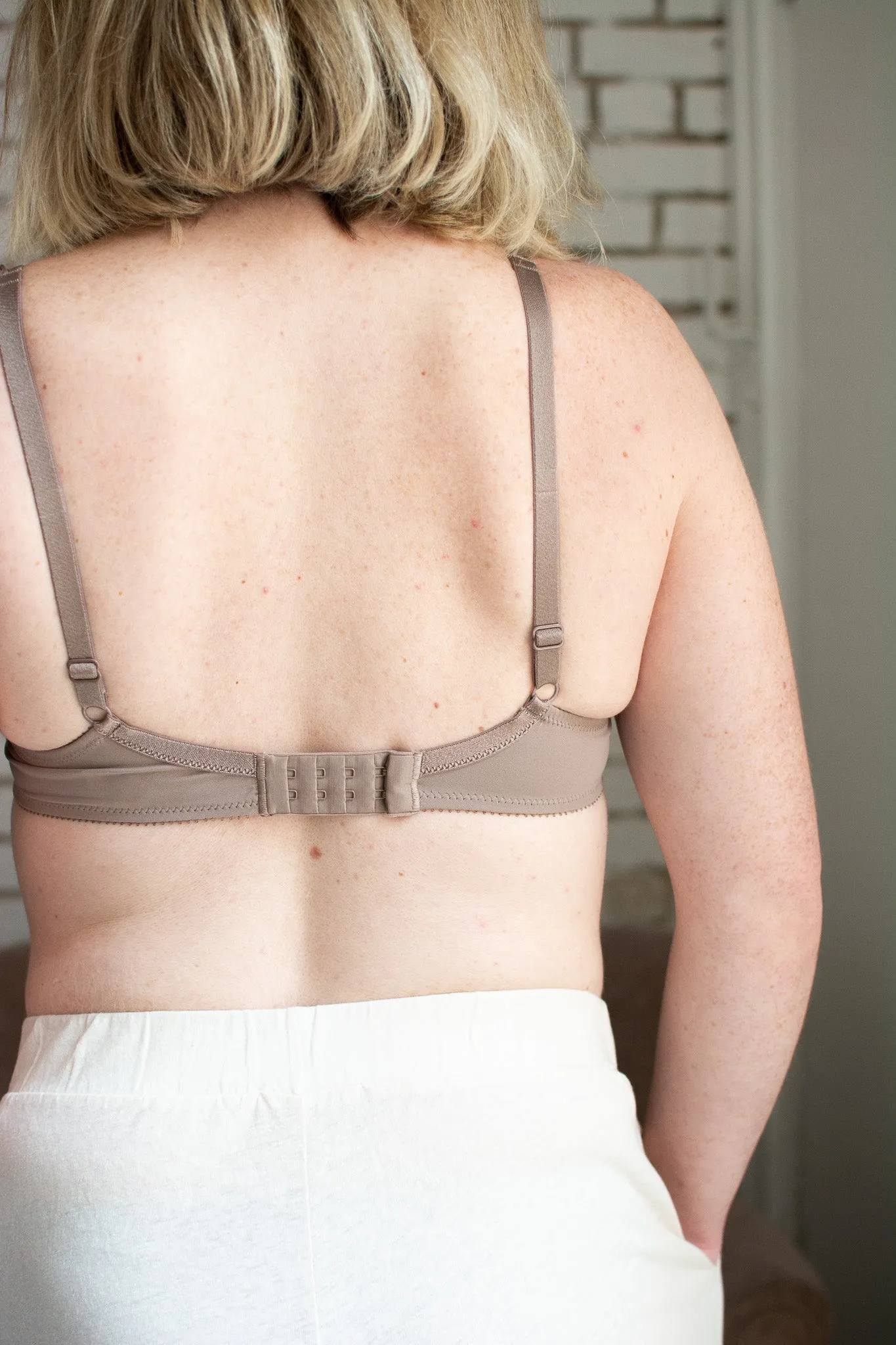 Chantelle Basic Invisible Smooth Custom Fit Bra