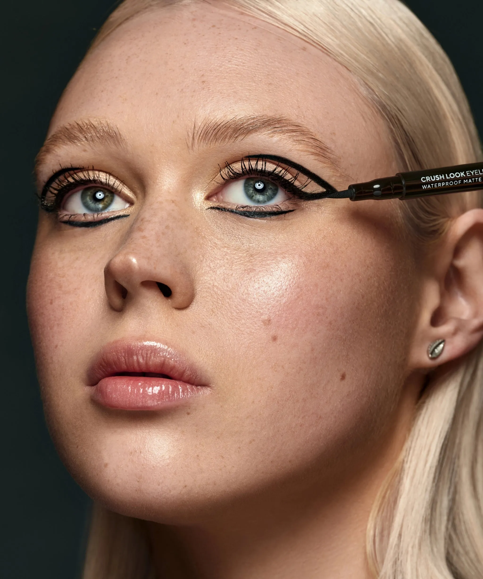 Crush Look Eyeliner