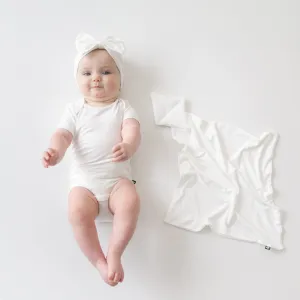 Kite Lovey in Cloud